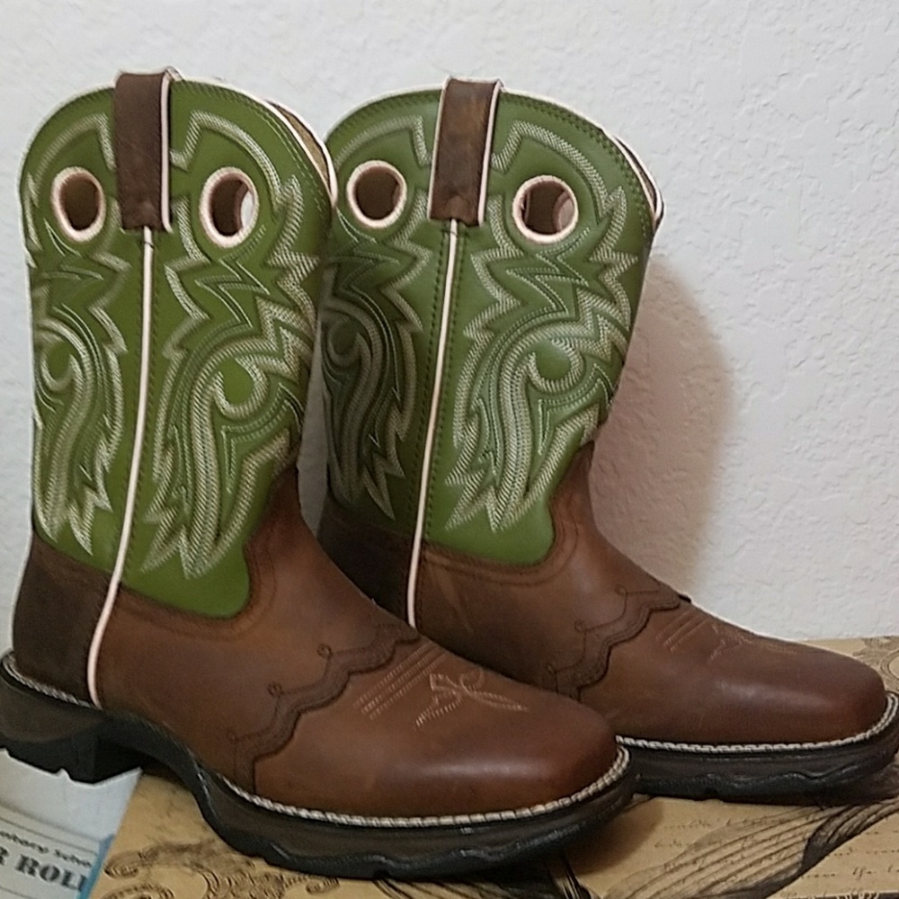 Durango cowboy boots size 8
